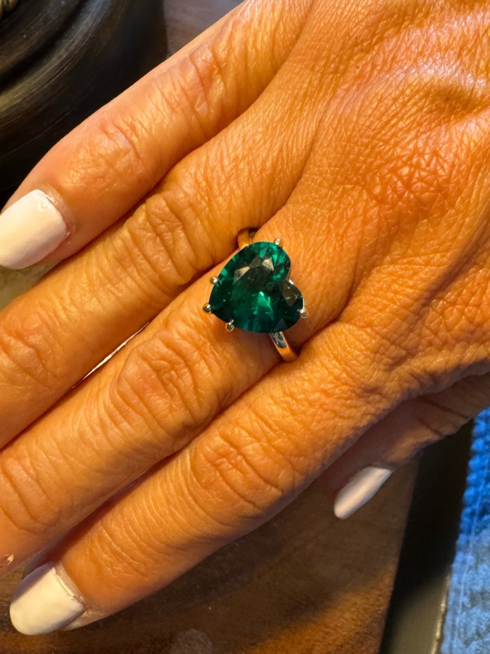 Melinda Maria Size 8 Emerald Heart and Gold Band Statement Ring New with Tags